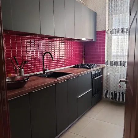 - Solid - Bd 385 Apartment